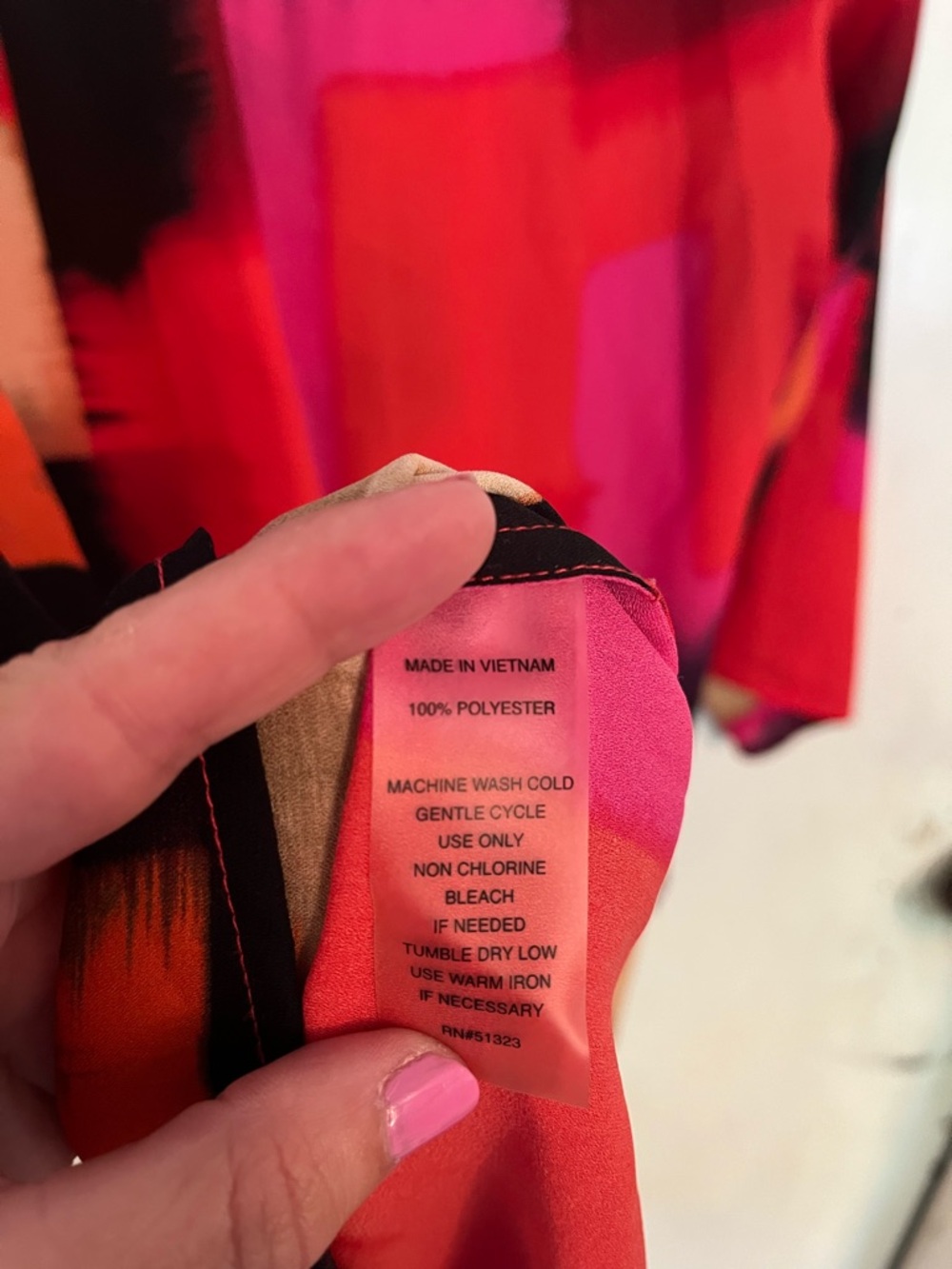 Chaus Women’s Red, Pink & Black Abstract Button-Front Blouse - Picture 4 of 4
